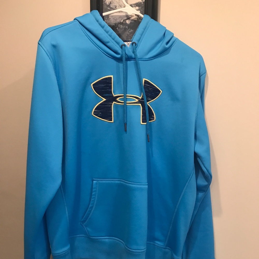 Under armour sweatshirt